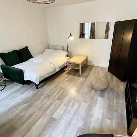 1Br Et Canape Lit Dans Le Salon Apartman Párizs Kültér fotó