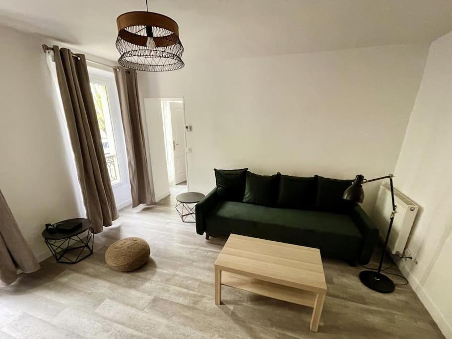 1Br Et Canape Lit Dans Le Salon Apartman Párizs Kültér fotó