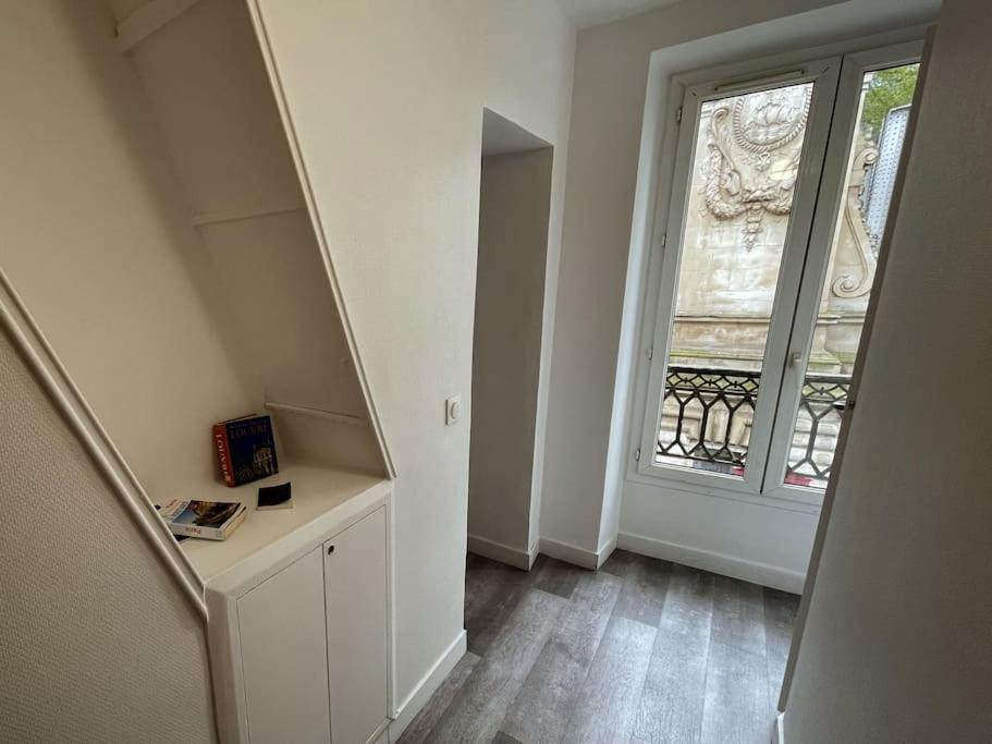 1Br Et Canape Lit Dans Le Salon Apartman Párizs Kültér fotó