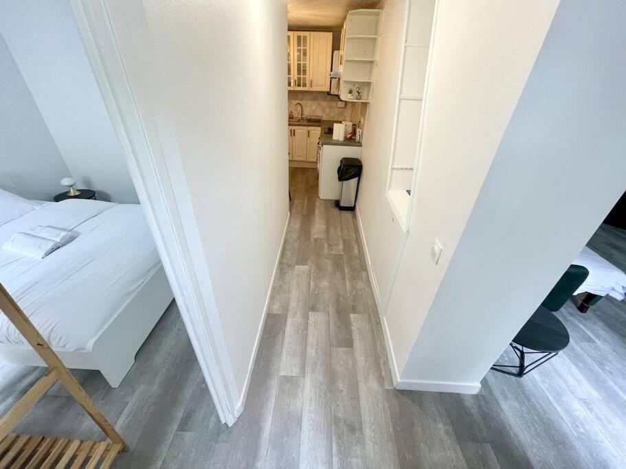 1Br Et Canape Lit Dans Le Salon Apartman Párizs Kültér fotó